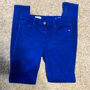 Gap brilliant blue leggings.